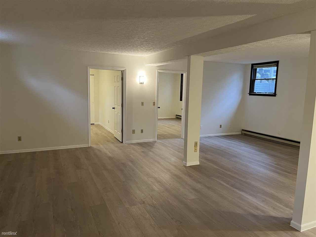 226 1/2 Lindale Ave - Photo 3 of 6