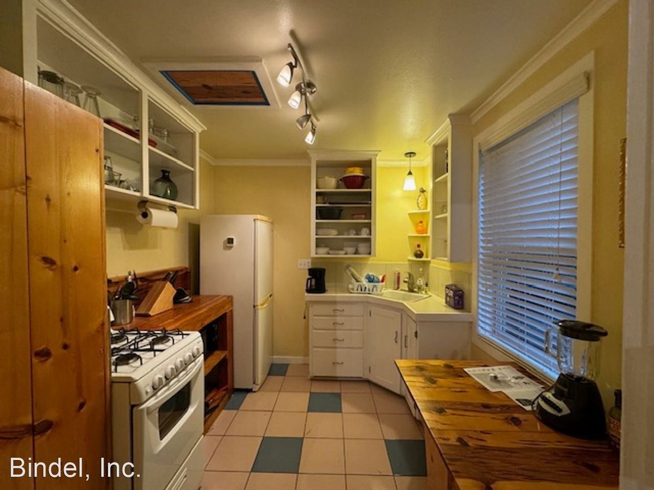 1033 Carson ST Apartments 1033 Carson St, Eureka, CA 95501 Zumper