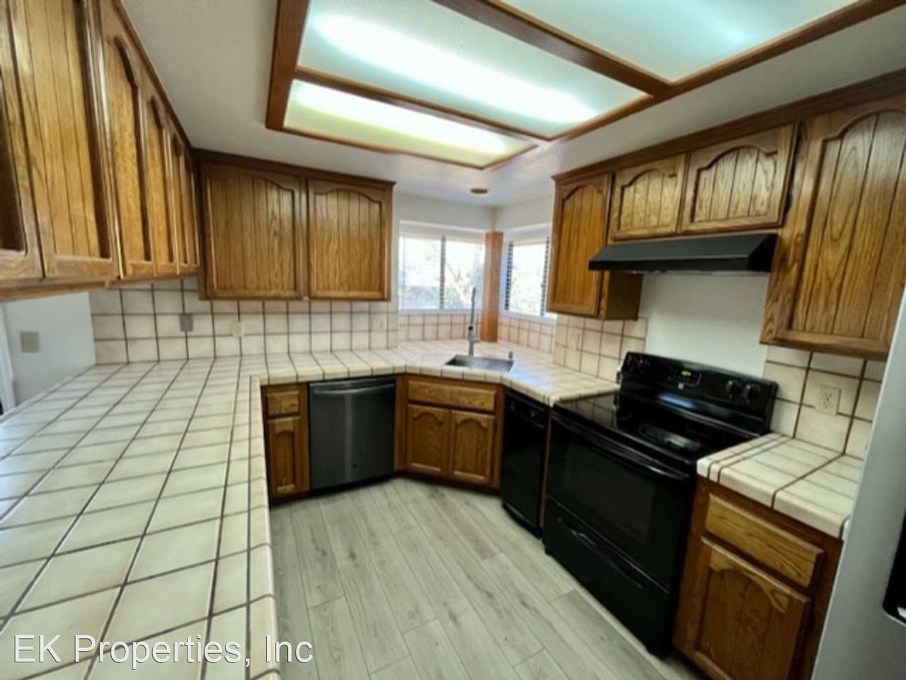 La Costa Carlsbad Townhome - Newly Updated - Photo 3 of 24