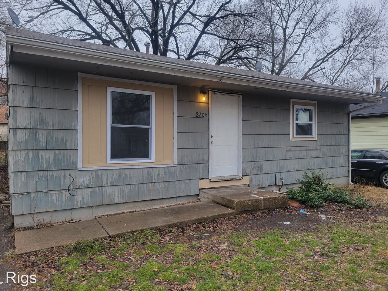 3204 Se Bryant St - Photo 2 of 9