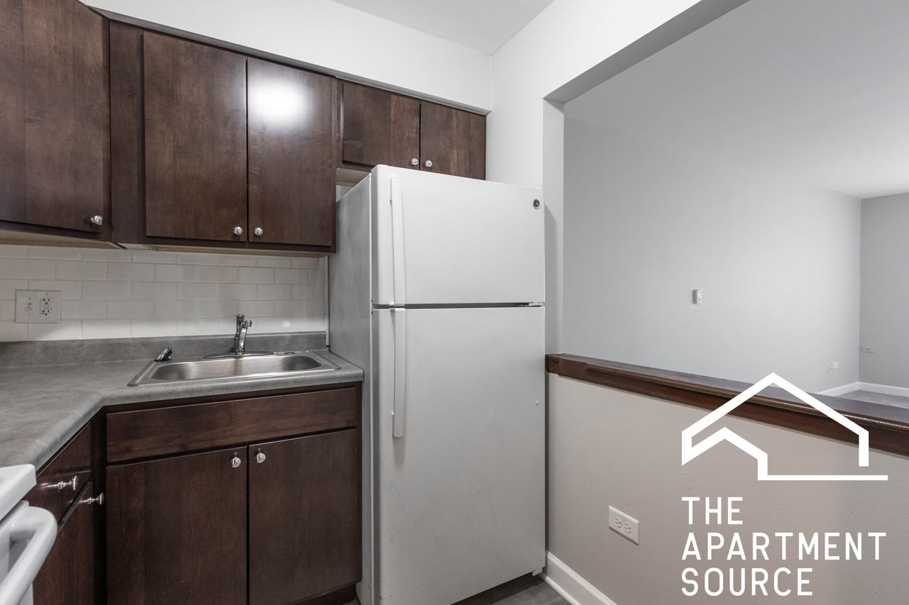 7300 W North Ave #6G - Photo 2 of 22