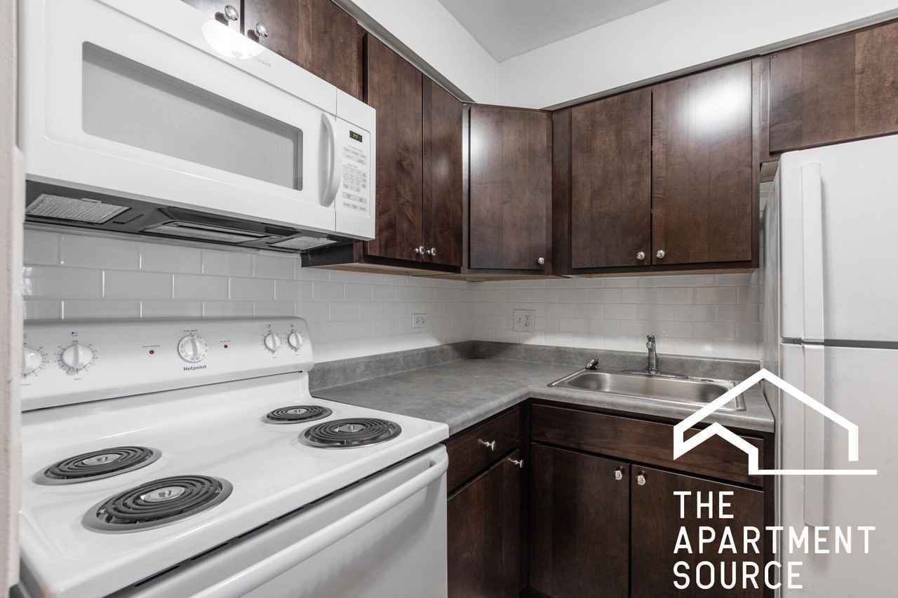 7300 W North Ave #6G - Photo 3 of 22