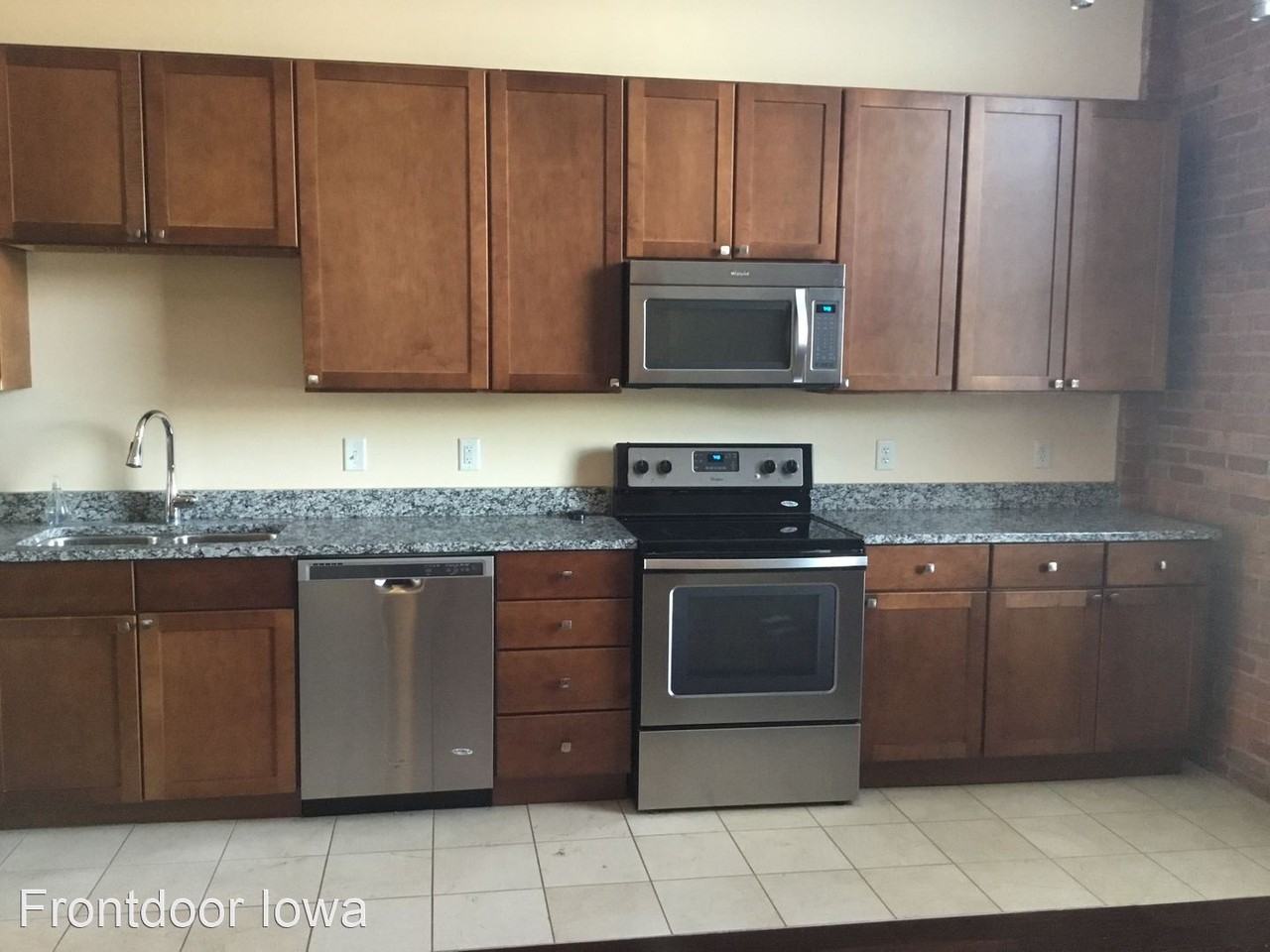 Market Lofts in the Heart of Downtown Davenport - Photo 3 of 22