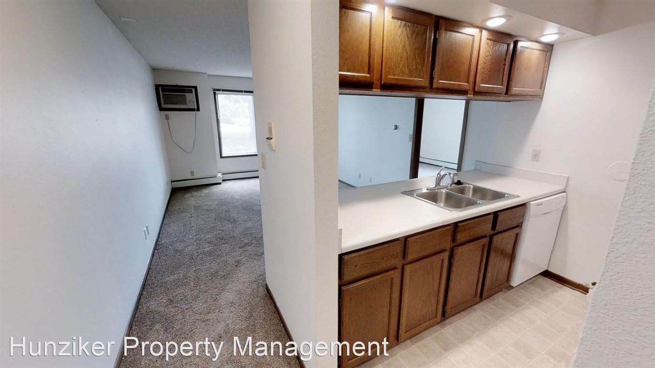 215 Raphael - Photo 2 of 5