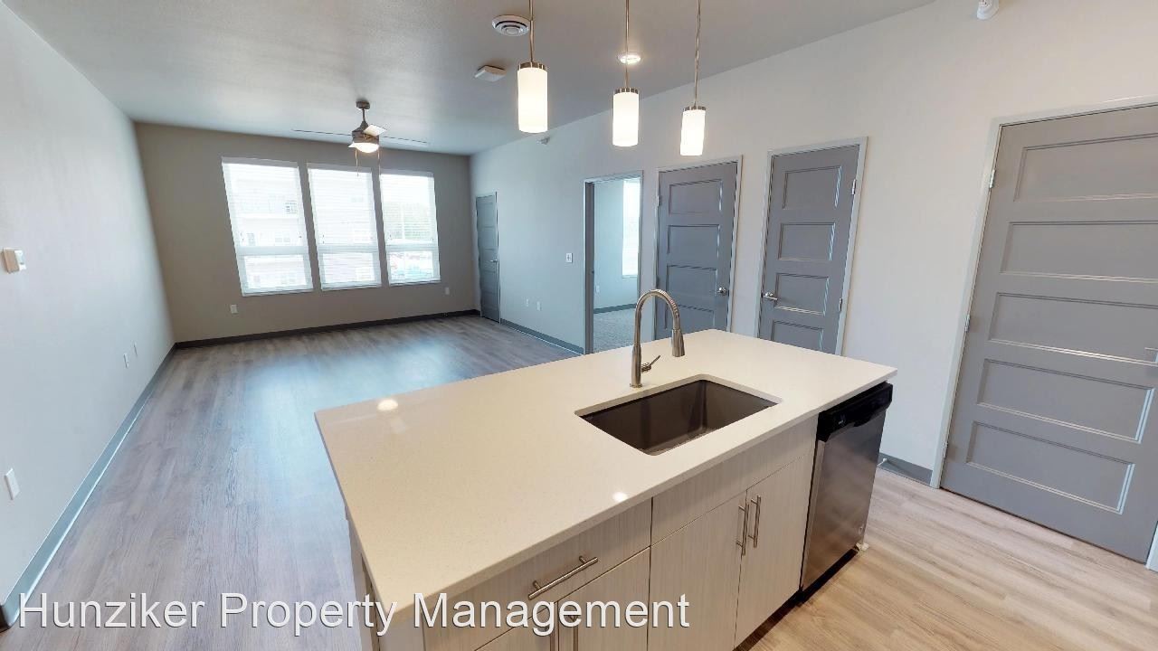 3305 Aurora Ave - Photo 2 of 13
