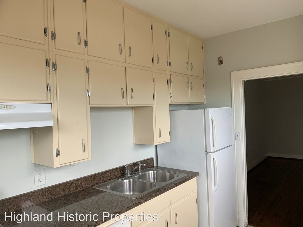 3220 Pawnee Avenue - Photo 3 of 5