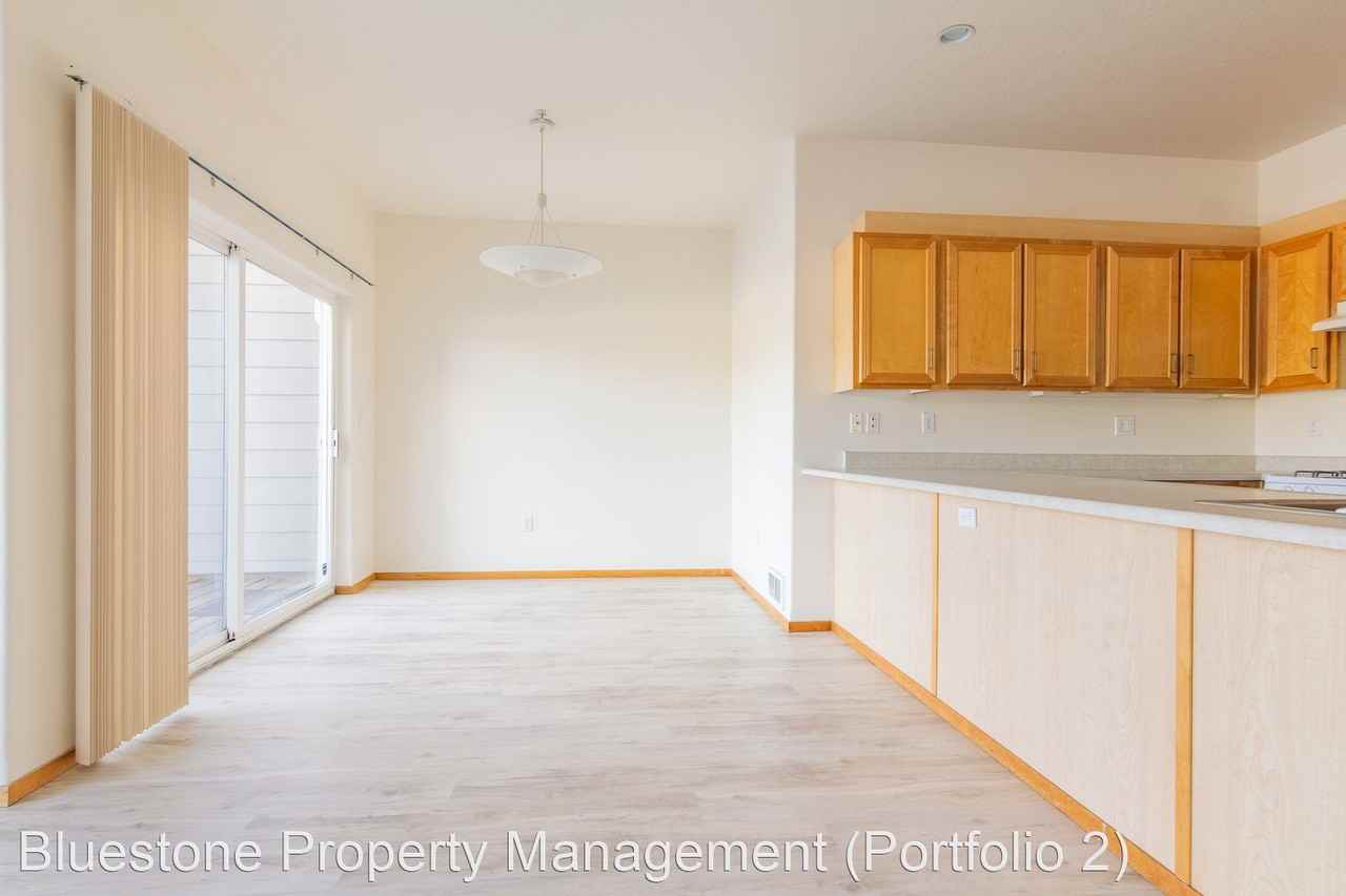 Macadam Village Apartments 626 S Nevada St, Portland, OR 97219 Zumper