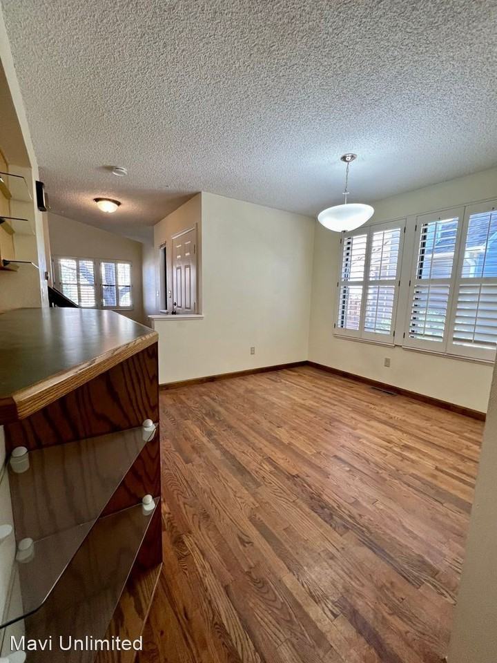 8035 W 90th Dr - Photo 3 of 34