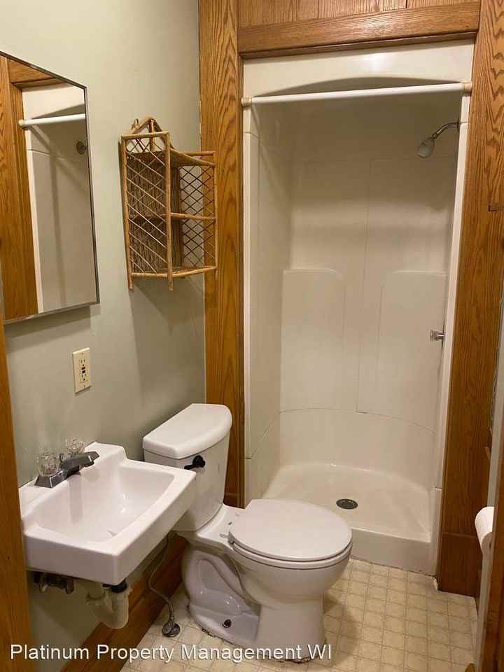 707 Franklin St - Photo 2 of 7