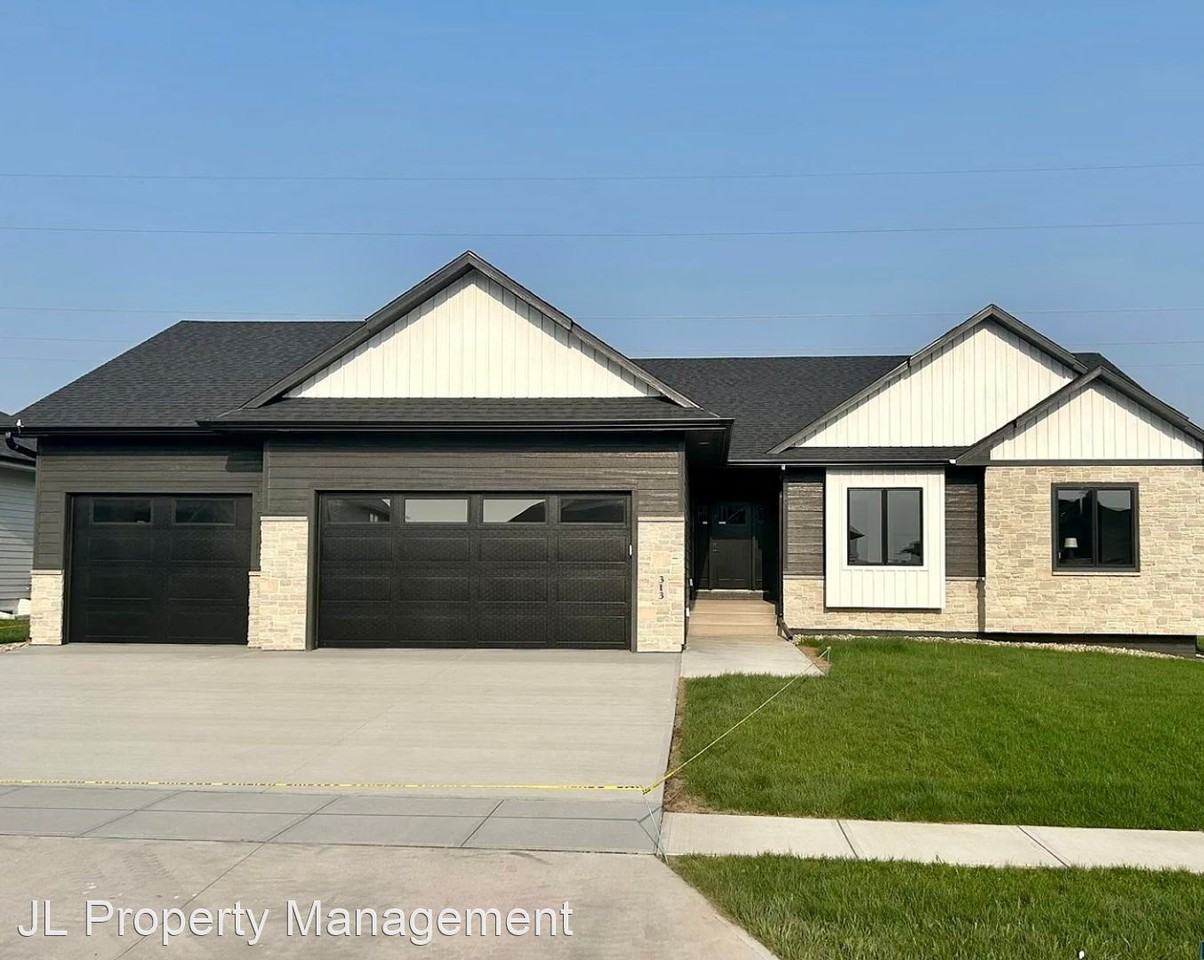 313 N Sugar Leaf Ln - Photo 2 of 17