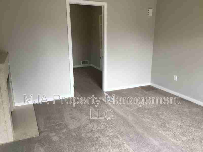 3599 Sw - Photo 7 of 15