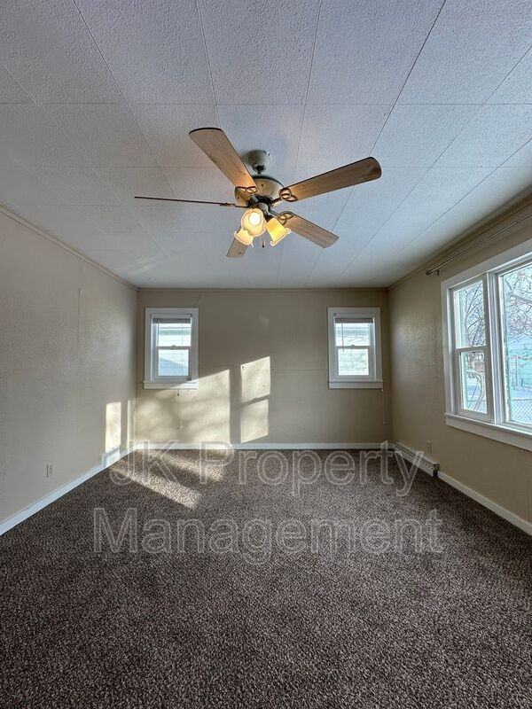 1012 7th Ave S - Photo 6 of 31