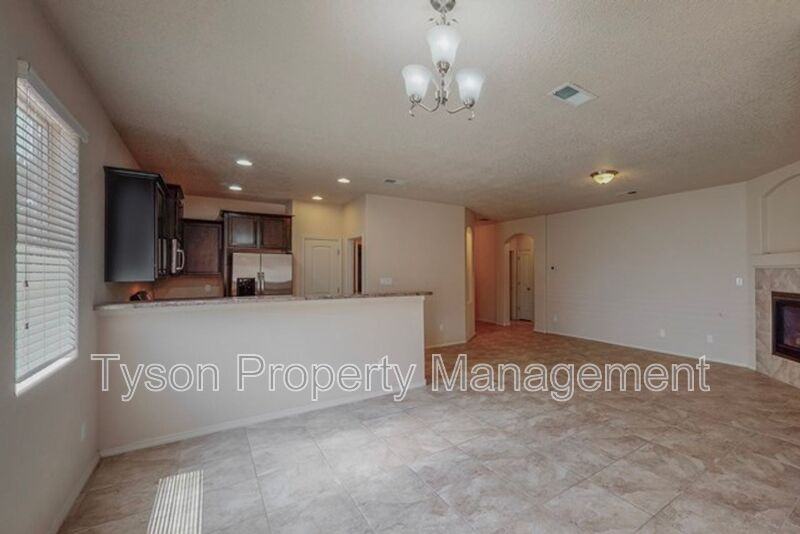 6557 Cliff Dwellers Rd Nw - Photo 5 of 23