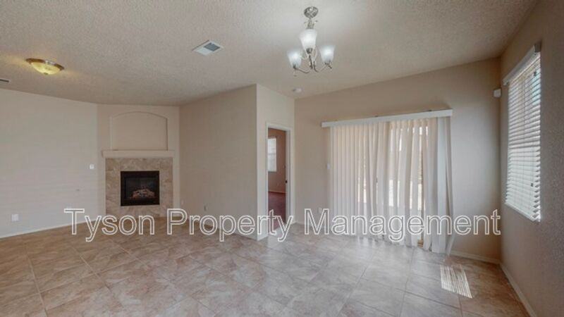 6557 Cliff Dwellers Rd Nw - Photo 7 of 23