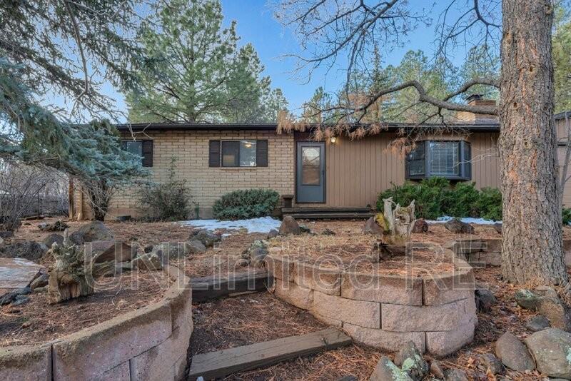 29 W Silver Spruce Ave - Photo 2 of 22