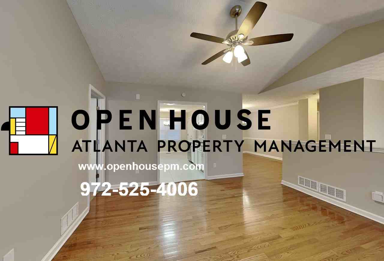 300 Austin Dr - Photo 3 of 22