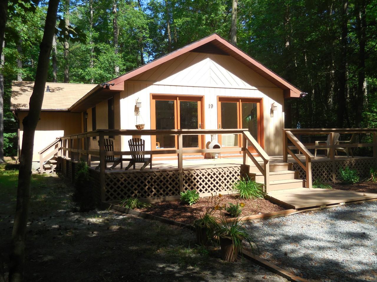 19 Pinehurst Rd - Photo 3 of 24