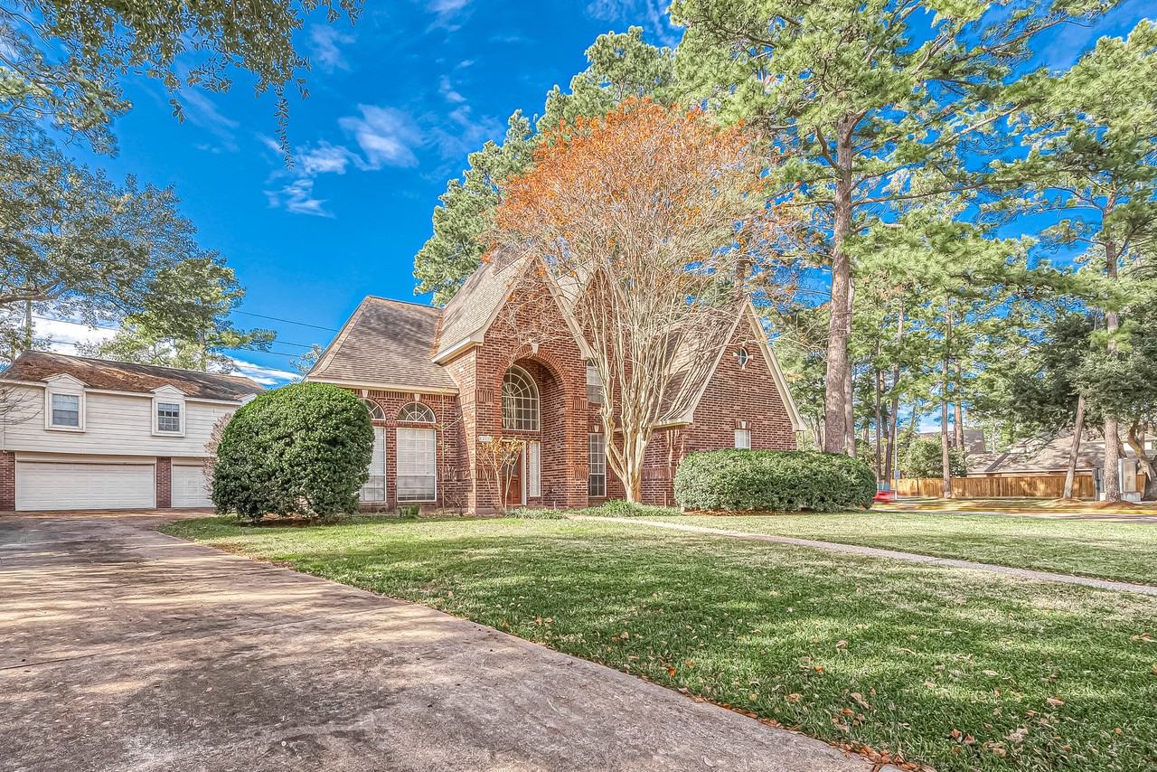 13135 Finch Brook Dr - Photo 2 of 50