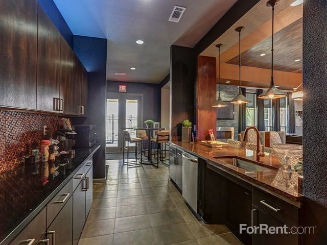 Faulkner Flats - Photo 3 of 40