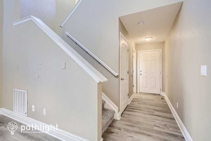 4061 Crawford Ct - Photo 2 of 19