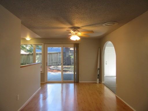 18615 SE 265th St - Photo 3 of 14