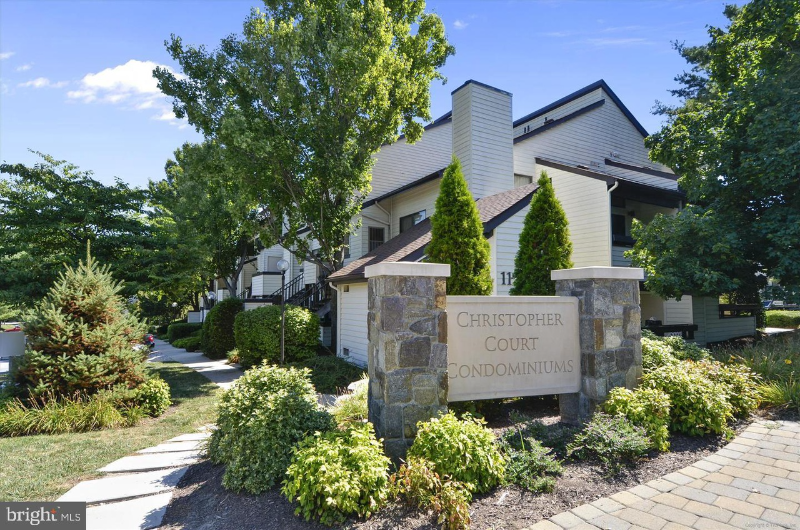 9787 Hellingly Place