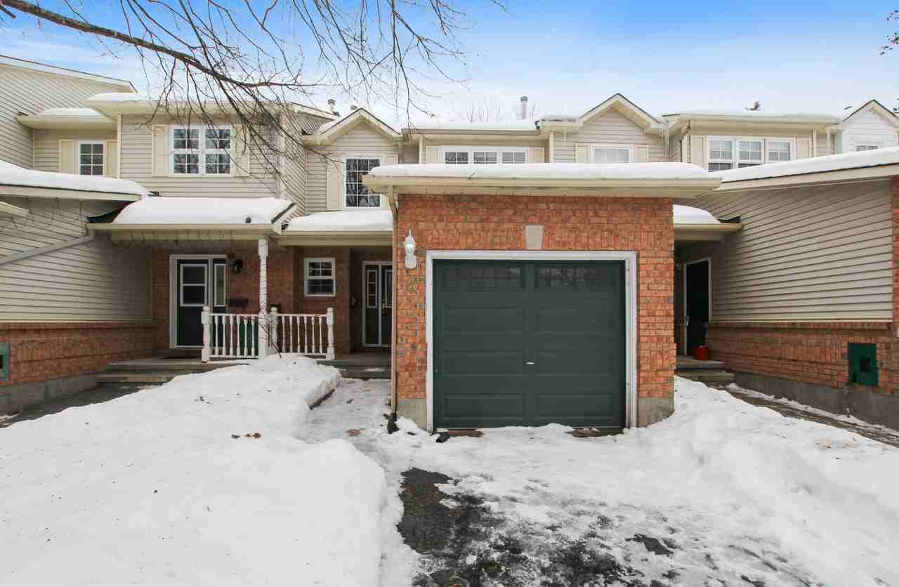 6 Blackdome Crescent, Kanata SPACIOUS BACKYARD WITH NO REAR NEIGHBOURS