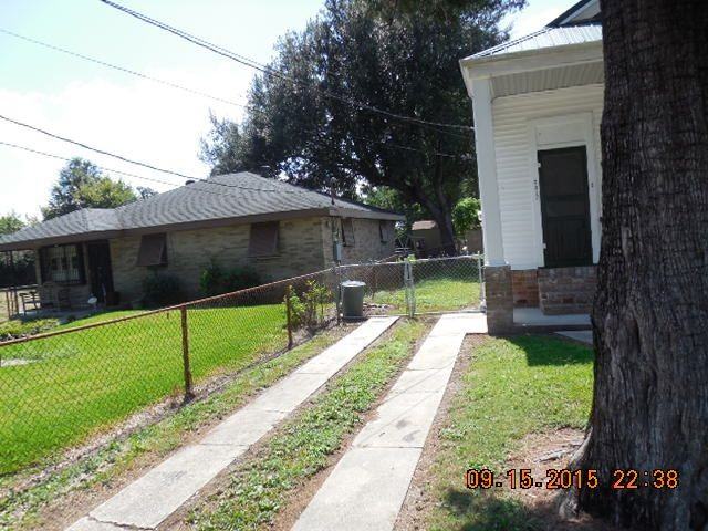 3315 Newton St - Photo 2 of 10