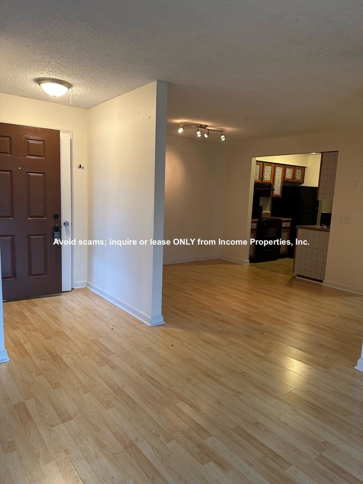 171 Brooke Castle Dr #1 - Photo 2 of 22