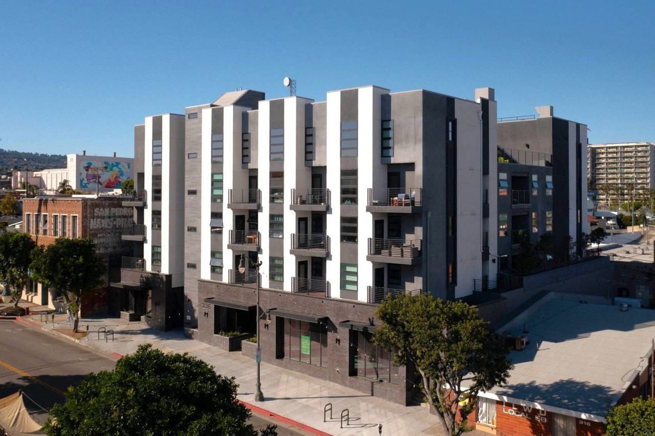 Thrive on 7th - Photo 2 of 52