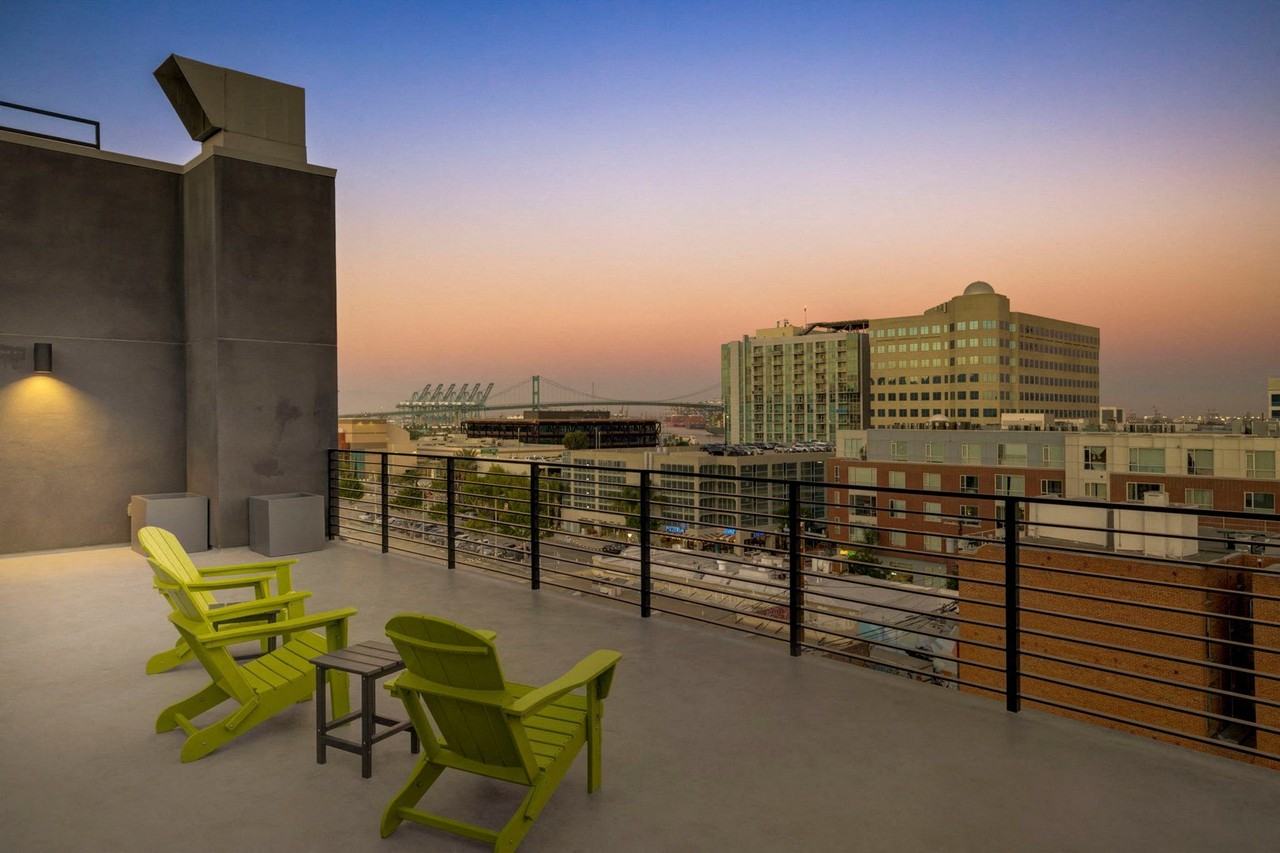 Thrive on 7th - Photo 4 of 52