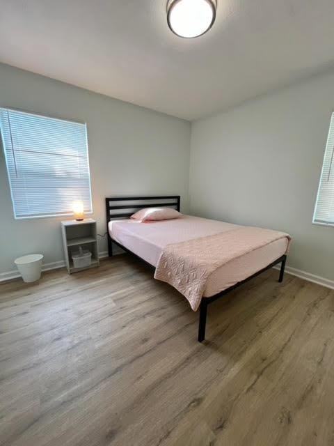 E 32nd St - Photo 5 of 7