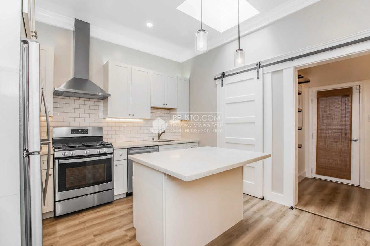 784 Clementina St - Photo 4 of 28