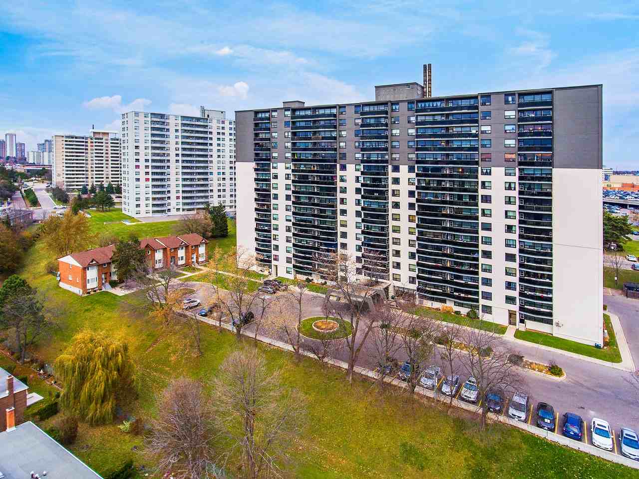 12 24 Leith Hill RD Apartments 24 Leith Hill Rd, Toronto, ON M2J 1Z3