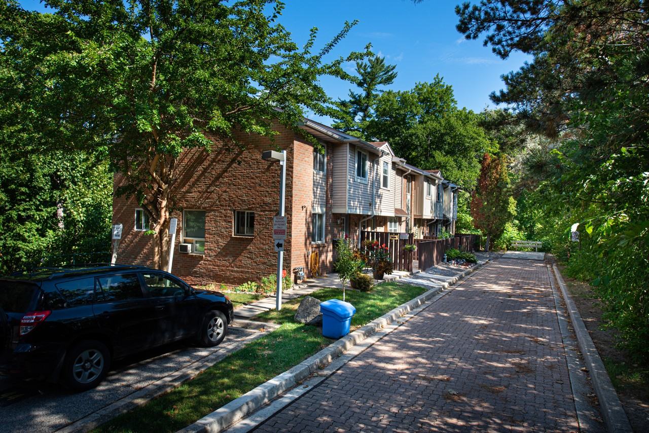 3061 Sir Johns Homestead Apartments 3061 Sir John'S Homestead