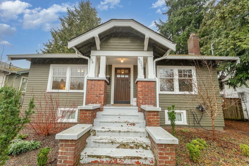 8022 Brooklyn Ave Ne - Photo 3 of 18