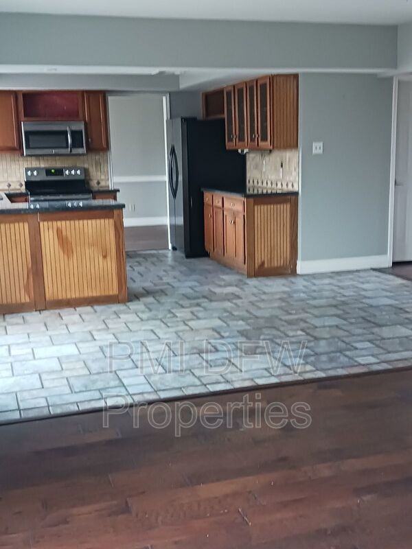 516 Briarcroft Dr - Photo 3 of 29