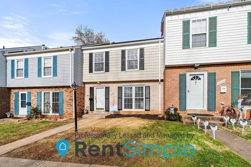 10108 Henry Ct - Photo 2 of 38