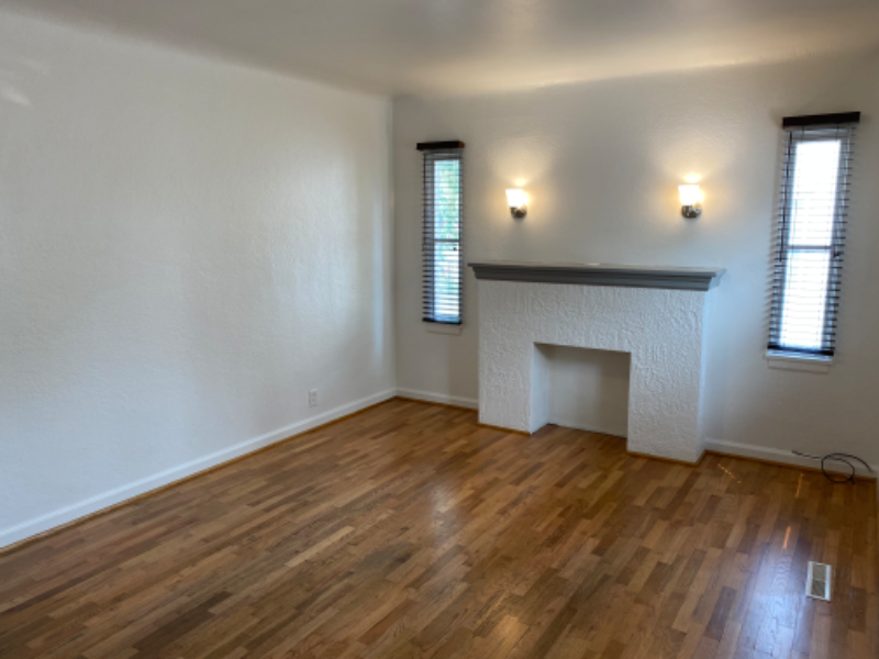735 Wyoming Ave - Photo 5 of 19