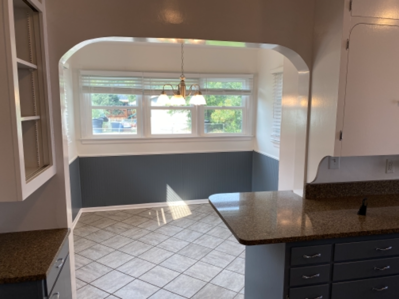 735 Wyoming Ave - Photo 6 of 19