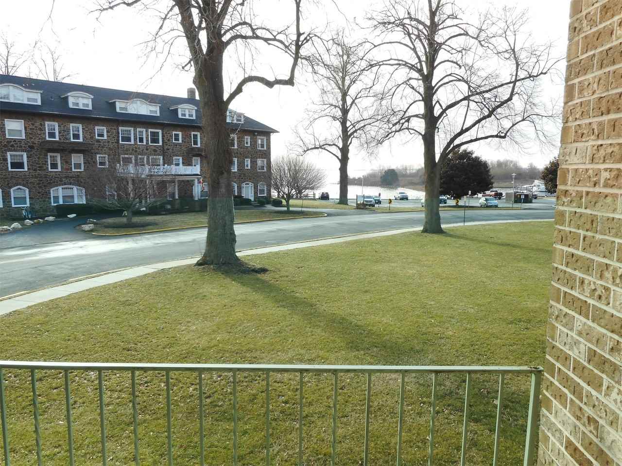 Bayou Villa Apartments 301303 Commerce/300302 Giles, Havre De Grace