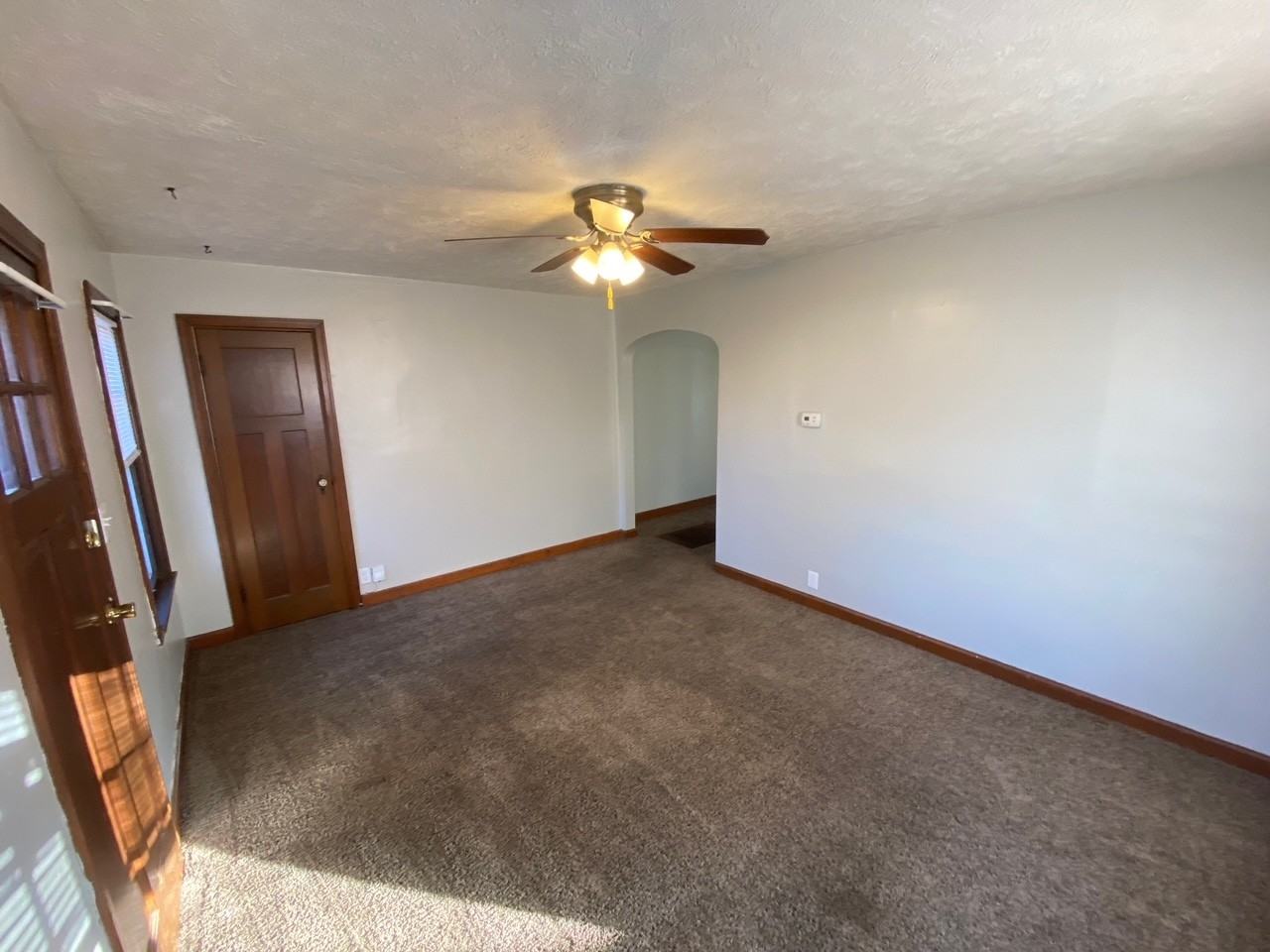 343 West Republic Avenue - Photo 2 of 19