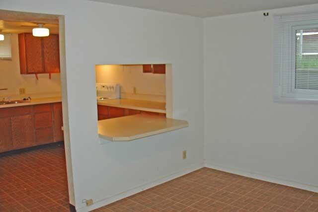 1741 1/2 Avenue F - Photo 4 of 7