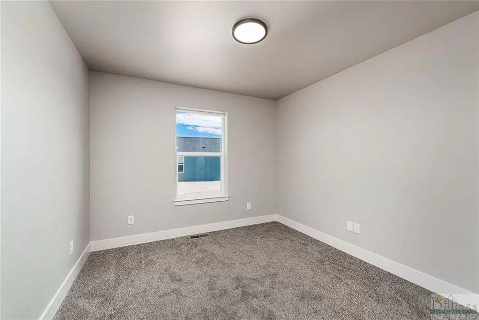 949 Anacapa Ln - Photo 5 of 7