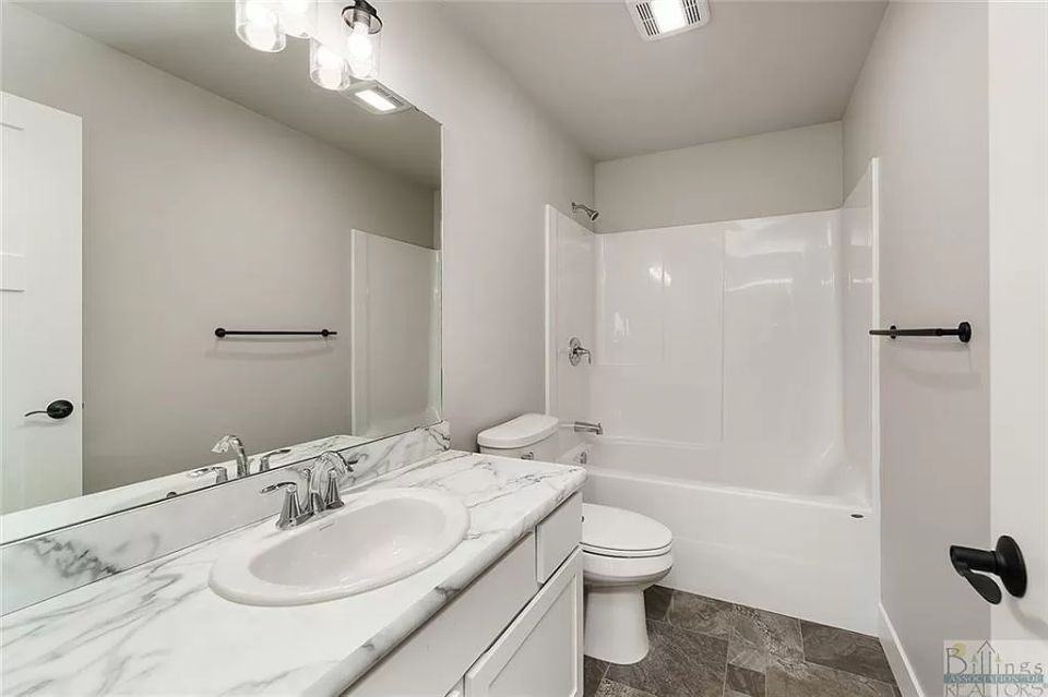 949 Anacapa Ln - Photo 6 of 7