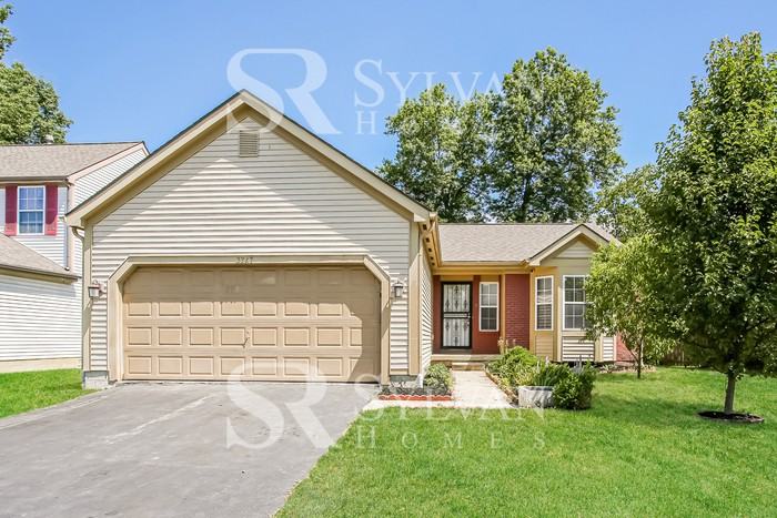 3247 Berkley Pointe Dr - Photo 2 of 16