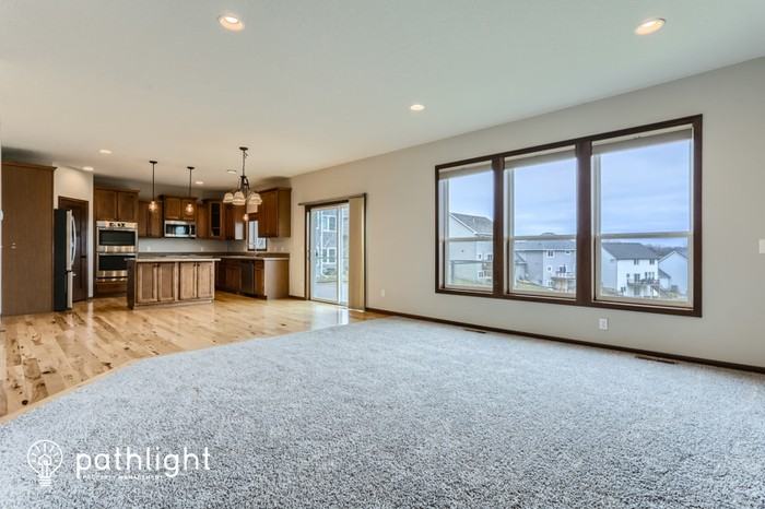 1133 Rosemary Ln - Photo 2 of 27