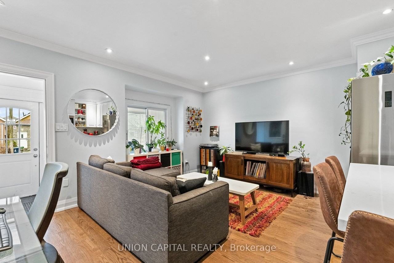 8 Seneca Avenue #Main - Photo 3 of 18