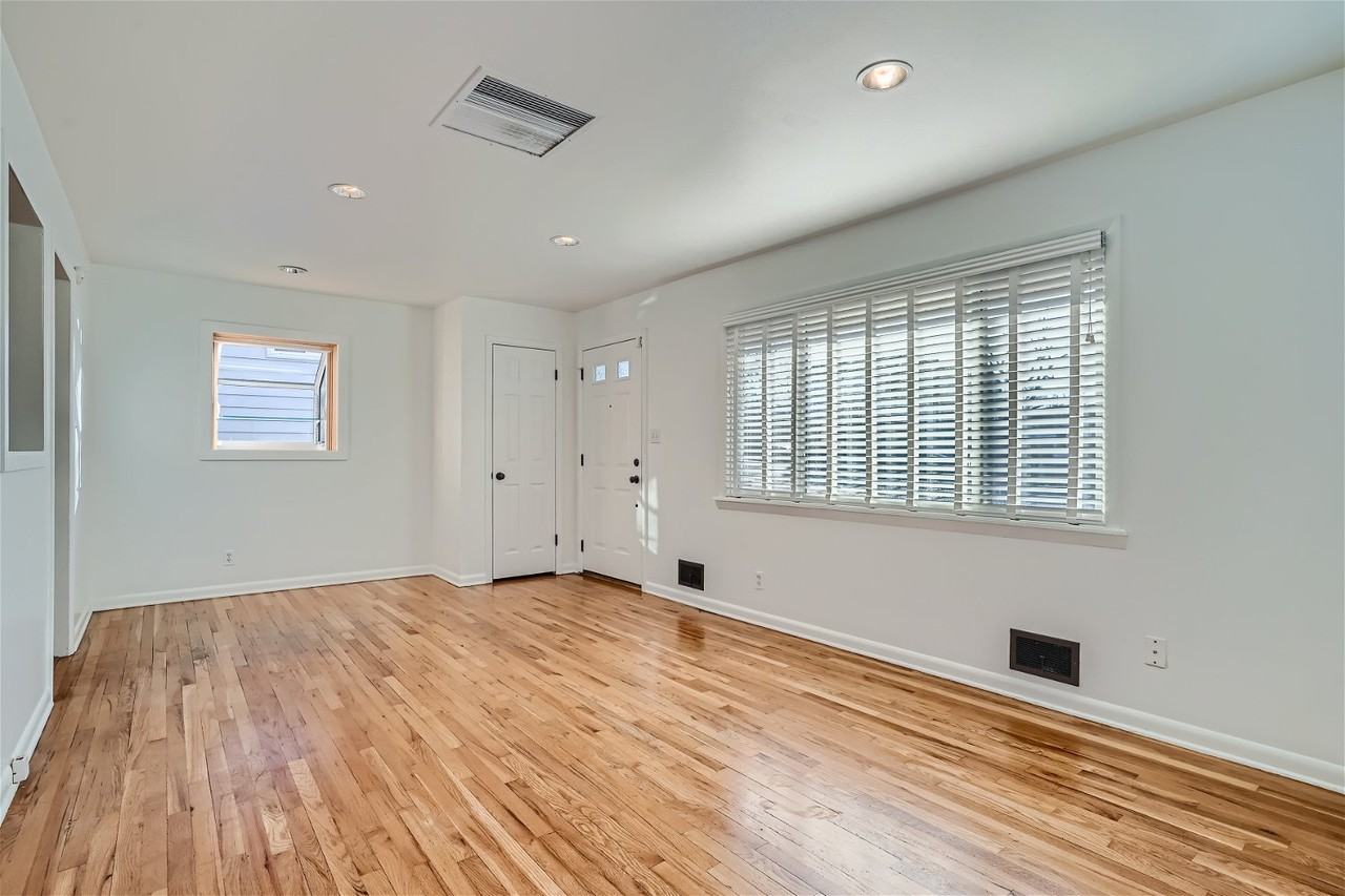 718 Tennyson St #1 - Photo 2 of 11