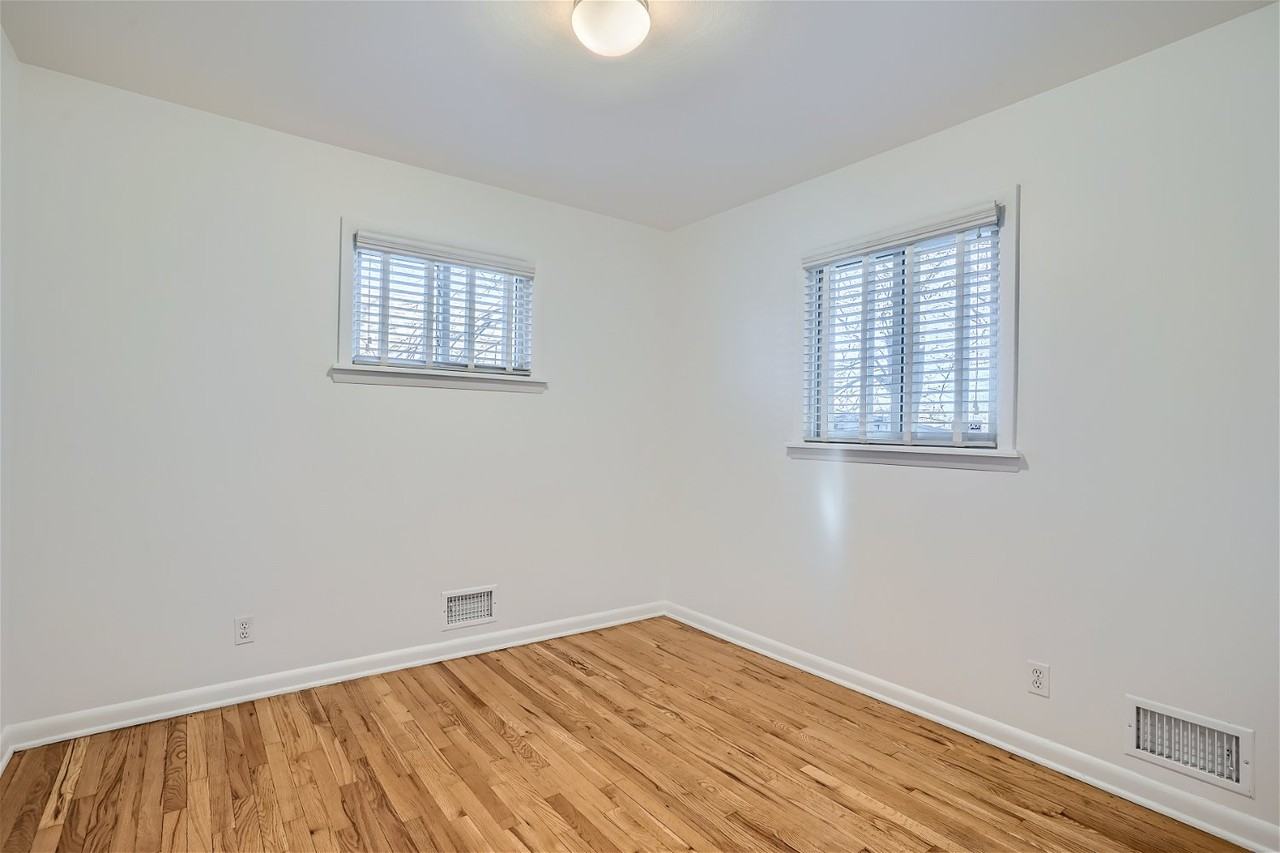 718 Tennyson St #1 - Photo 6 of 11